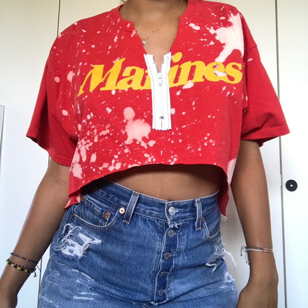 MARINES DISTRESSED BLEACHED FRONT ZIPPER CROP TOP